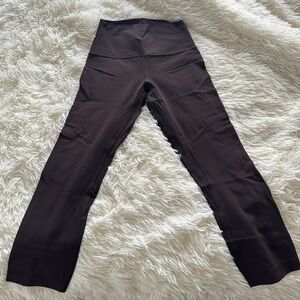 Lululemon Cropped Align - French Press